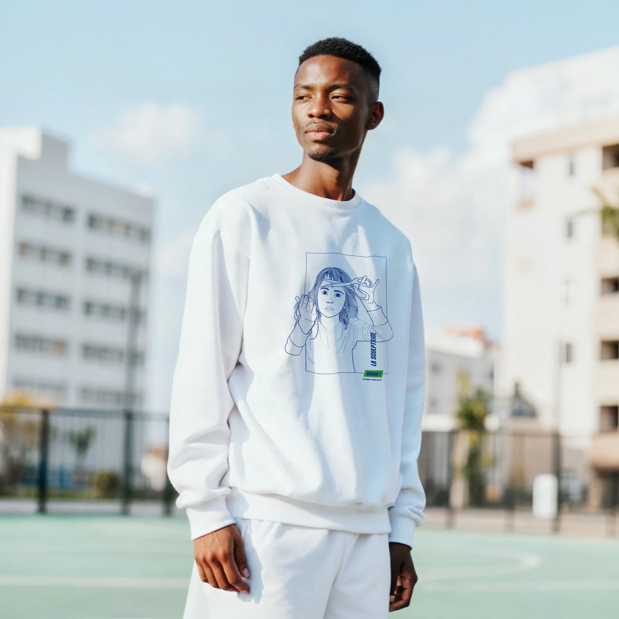 pull sweat unisexe blanc dessin blanc-avant