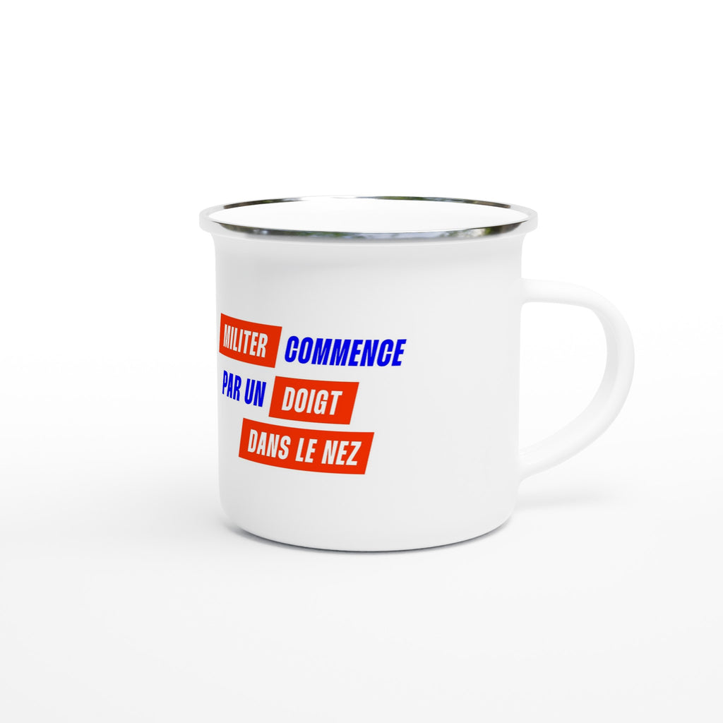 tasse blanche en email original